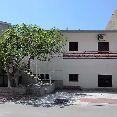 With A Parking Space - 12211 Apartman *