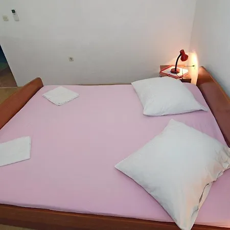 Apartment With Parking Space - 12211 *