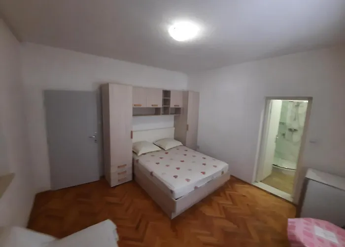 With Parking Space - 12211 Apartment *