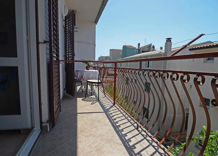 דירה With Parking Space - 12211 מאקרסקה