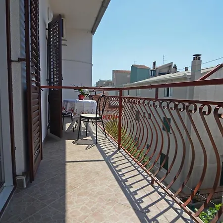 Appartement With Parking Space - 12211 Makarska