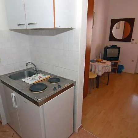 Apartament With Parking Space - 12211 Makarska